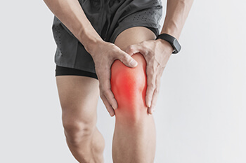 Knee Pain Treatment Knee Pain Treatment in the Palm Beach County, FL: Boynton Beach, West Palm Beach, Delray Beach & Boca Raton, Lantana & Lake Worth Beach, Ocean Ridge & Gulf Stream, Hypoluxo, Wellington, Greenacres, FL & Broward County, FL: Plantation, Davie, Cooper City, Lauderhill & Lauderdale Lakes, Weston, Pembroke Pines & Miramar, FL area